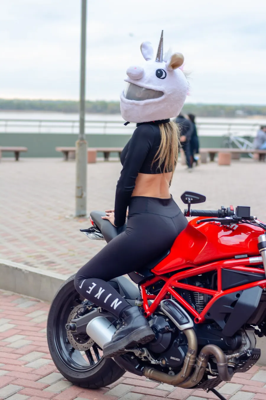 Portada de Salida Riders